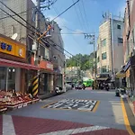 Newly Renovated Apartment Center Of Seoul #10