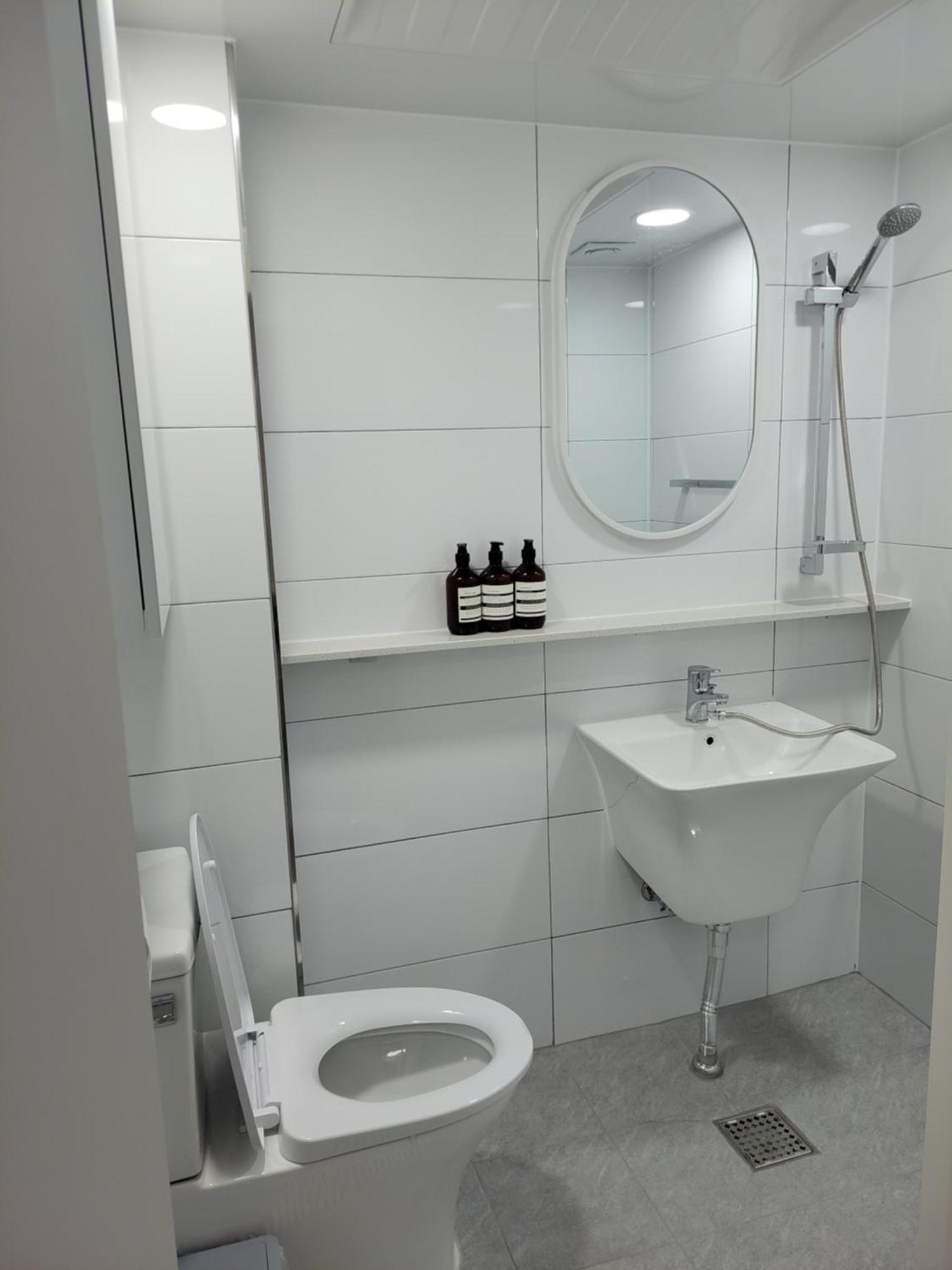 Newly Renovated Center Of #10 Apartment Seoul